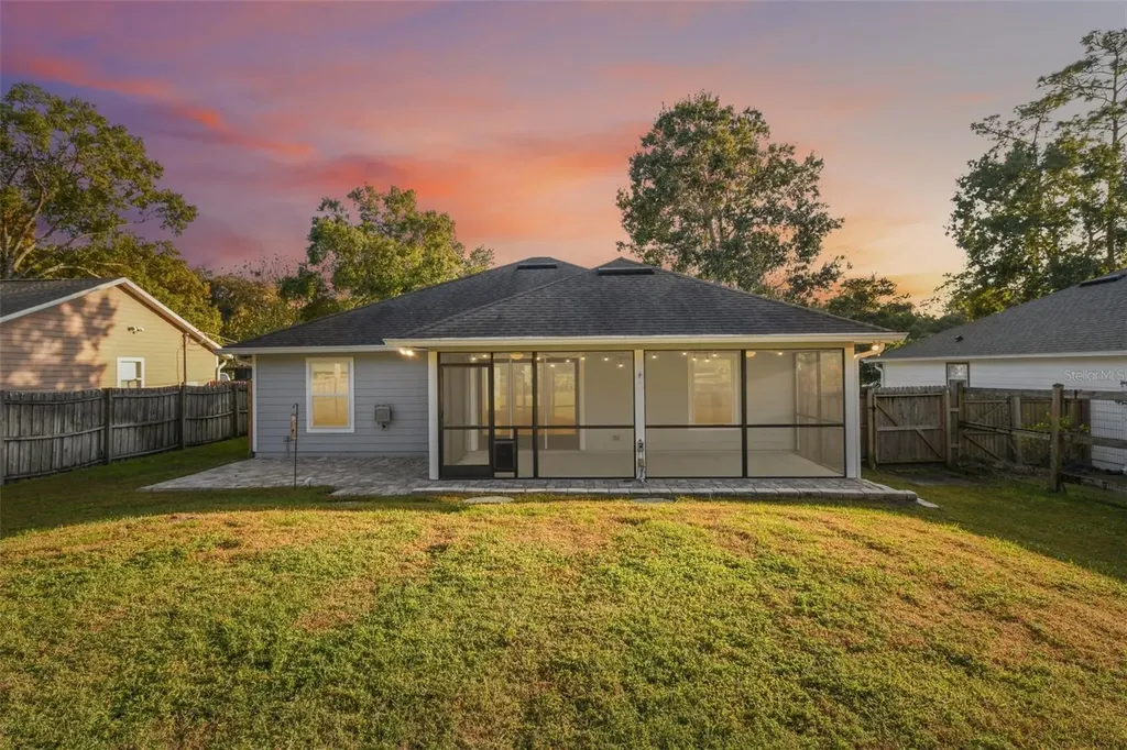 116 W 5th Street Chuluota FL 32766