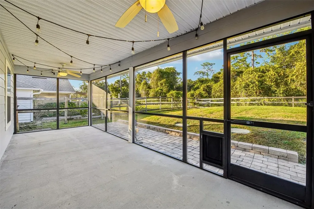 116 W 5th Street Chuluota FL 32766