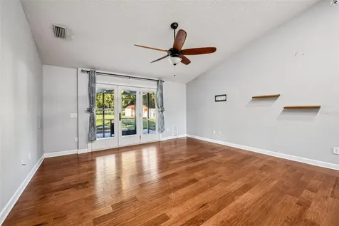 116 W 5th Street Chuluota FL 32766