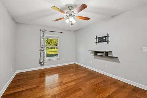 116 W 5th Street Chuluota FL 32766