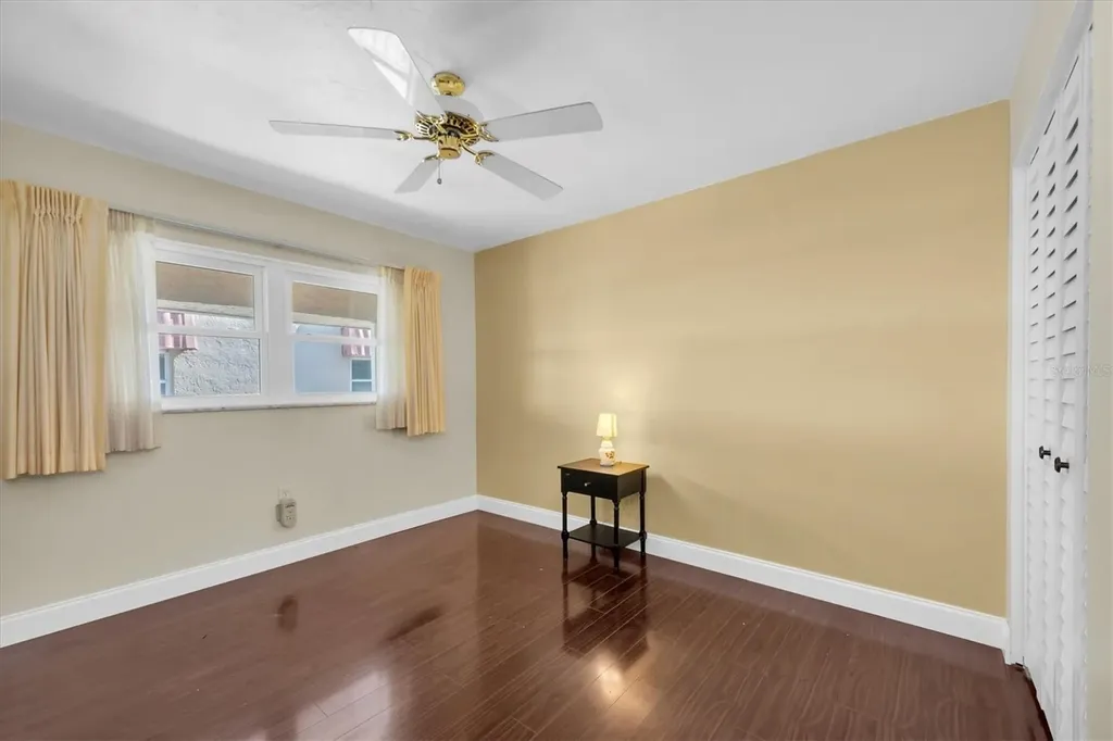 10032 65th Avenue N St Petersburg FL 33708