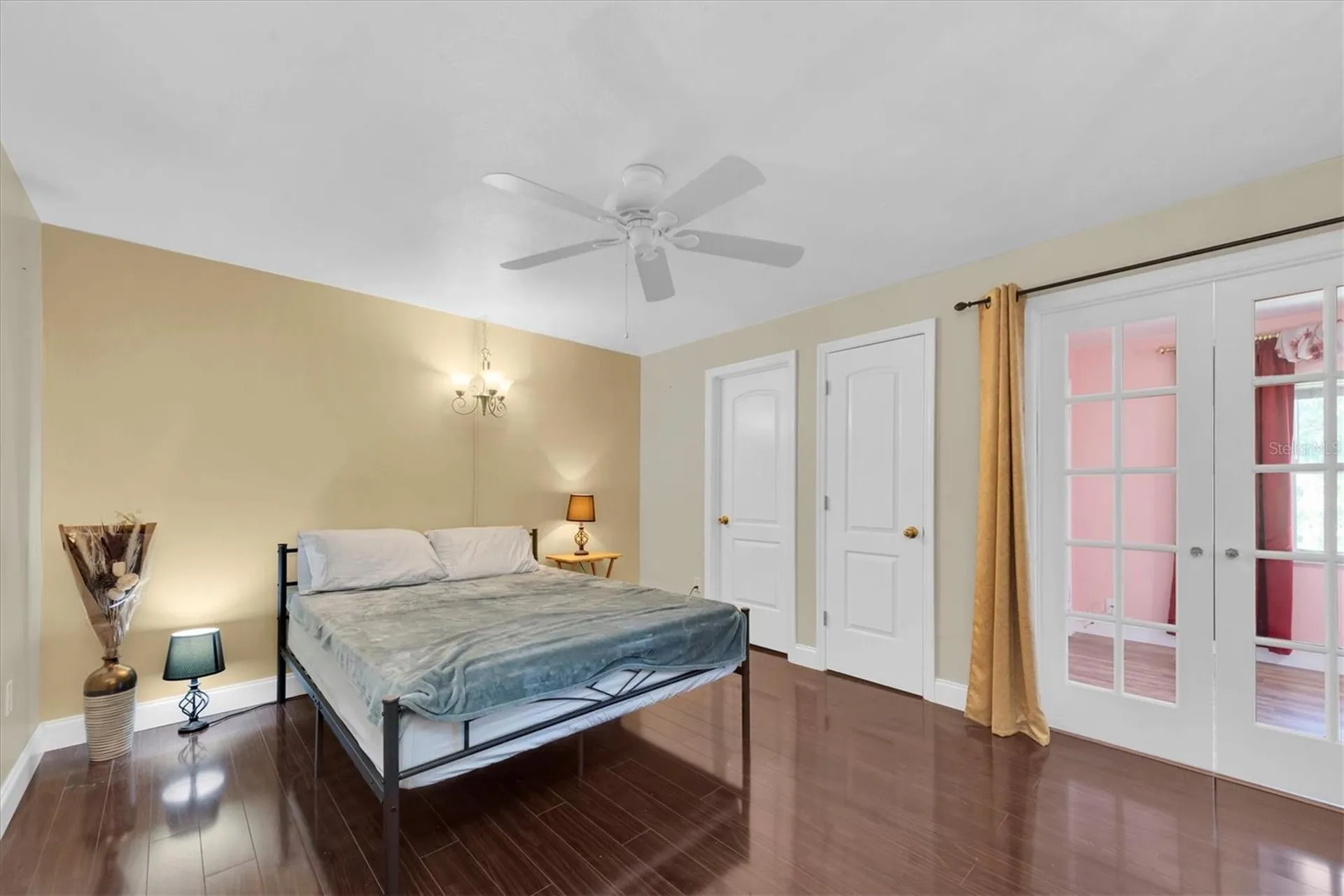 10032 65th Avenue N St Petersburg FL 33708