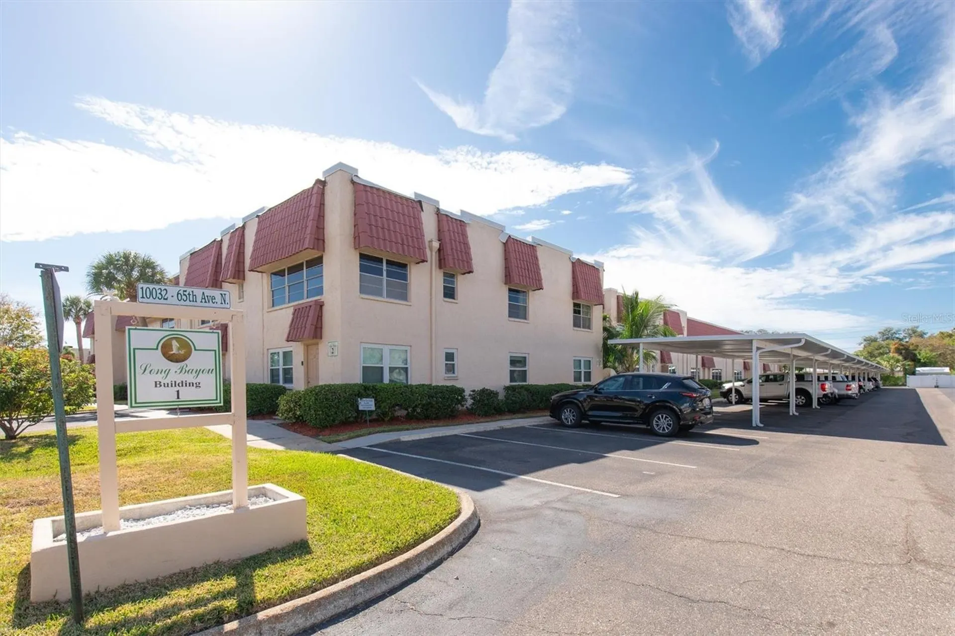 10032 65th Avenue N St Petersburg FL 33708