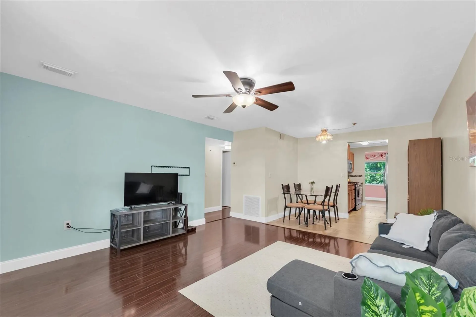 10032 65th Avenue N St Petersburg FL 33708