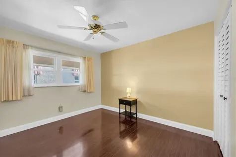 10032 65th Avenue N St Petersburg FL 33708