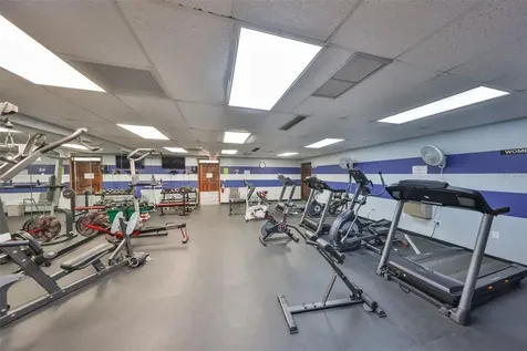 10032 65th Avenue N St Petersburg FL 33708