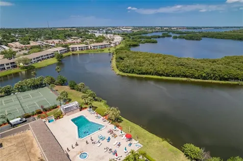 10032 65th Avenue N St Petersburg FL 33708
