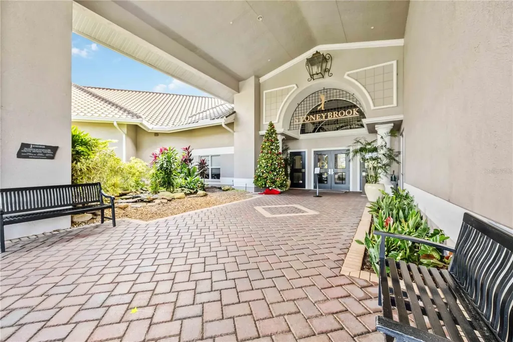 9300 Clubside Circle Sarasota FL 34238