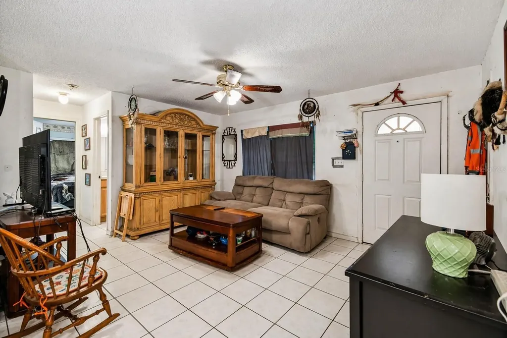 2321 Arbor Court Orlando FL 32817