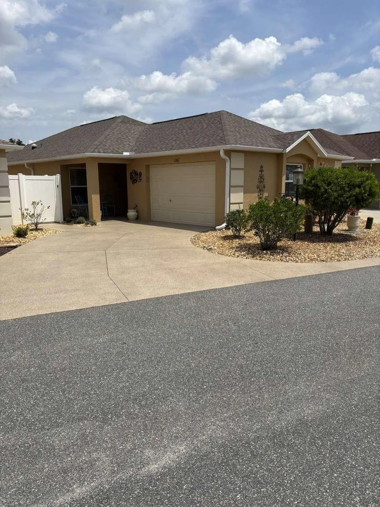 1067 Carver Court The Villages FL 32163