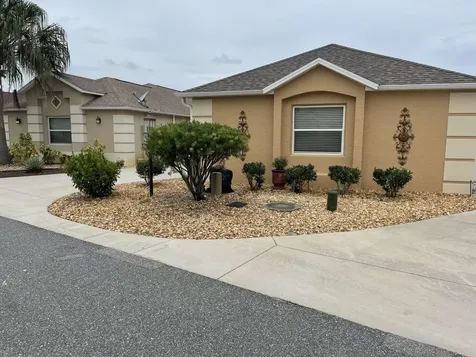 1067 Carver Court The Villages FL 32163