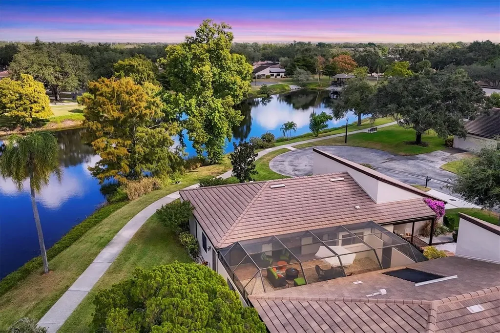 3743 Glen Oaks Manor Drive Sarasota FL 34232