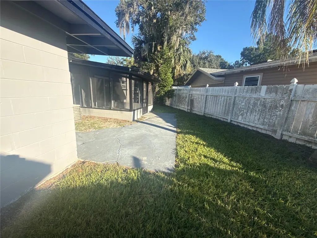 903 N Harbor Terrace Tavares FL 32778