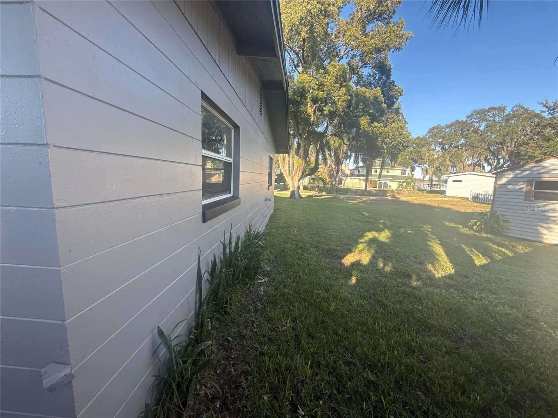 903 N Harbor Terrace Tavares FL 32778