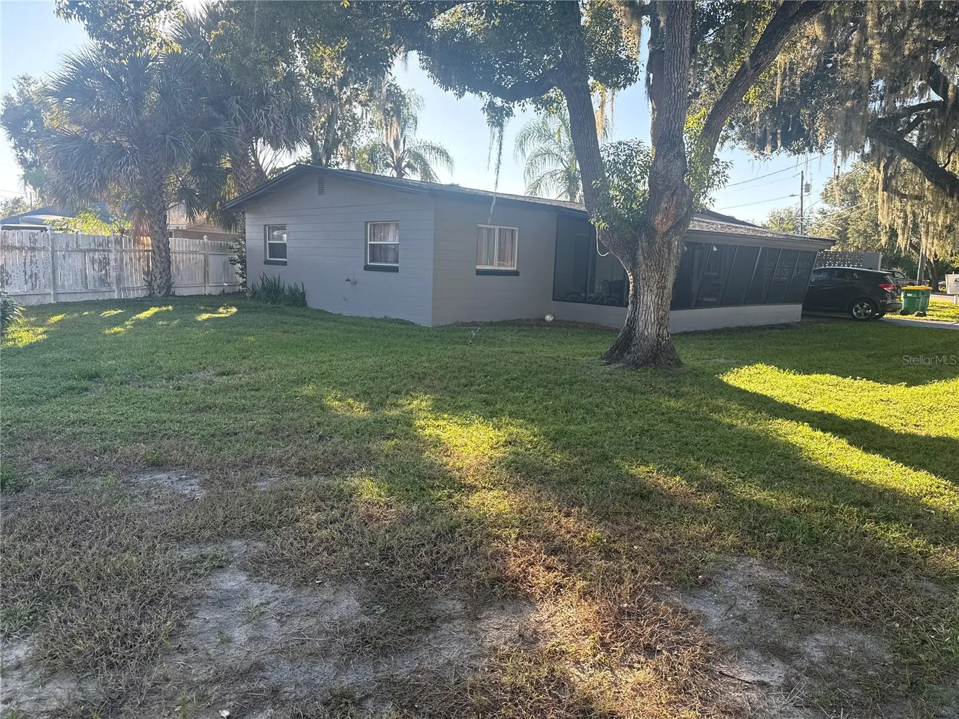 903 N Harbor Terrace Tavares FL 32778