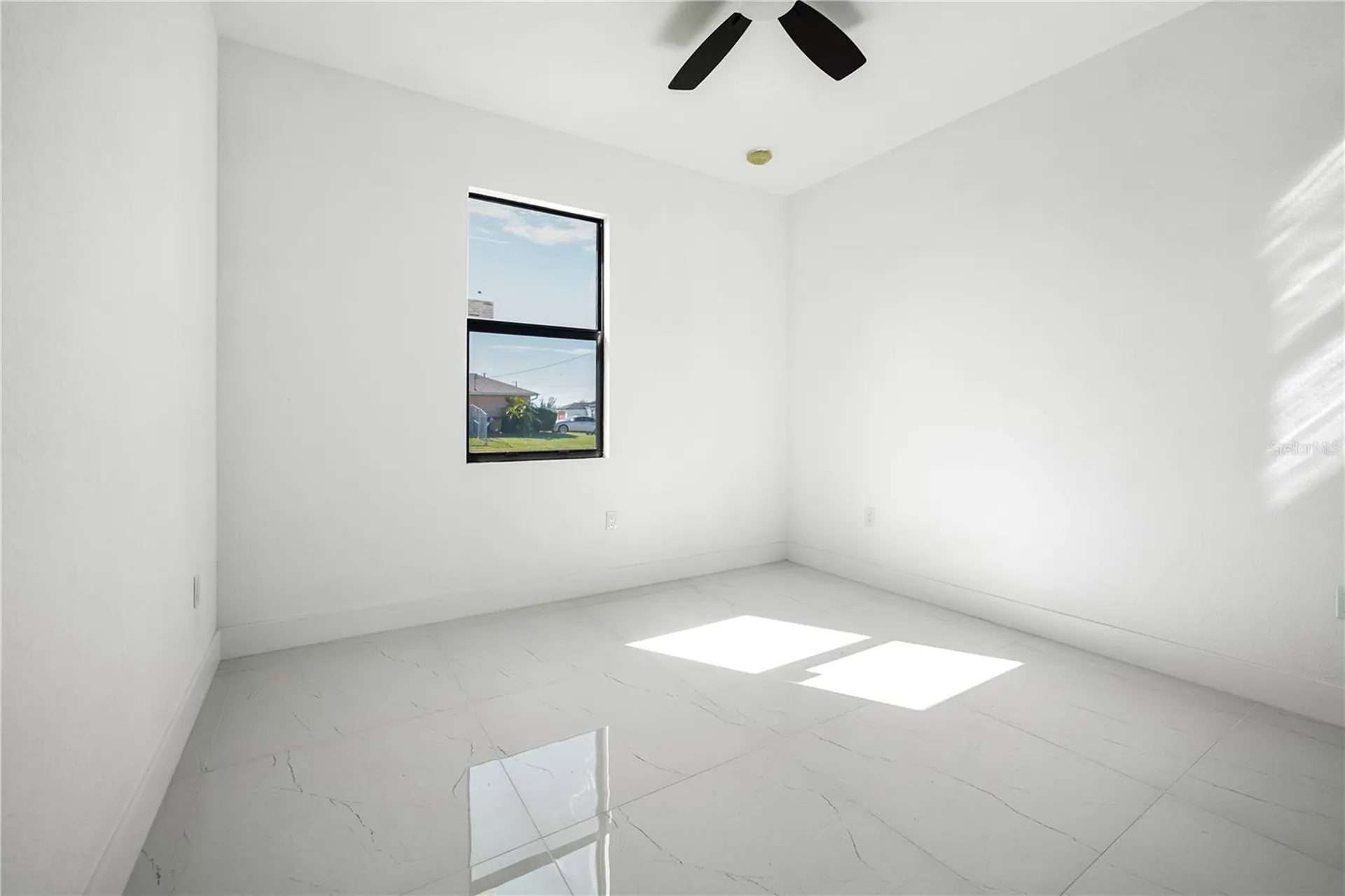 2458 NW 9th Terrace Cape Coral FL 33993