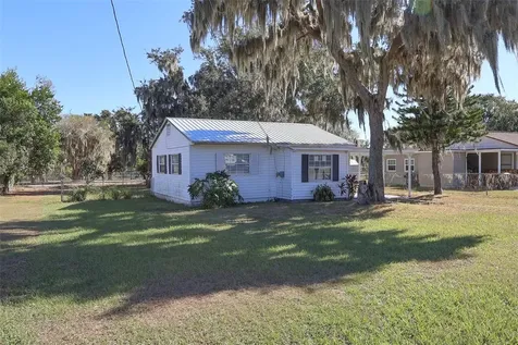1950 E Valencia Drive Bartow FL 33830