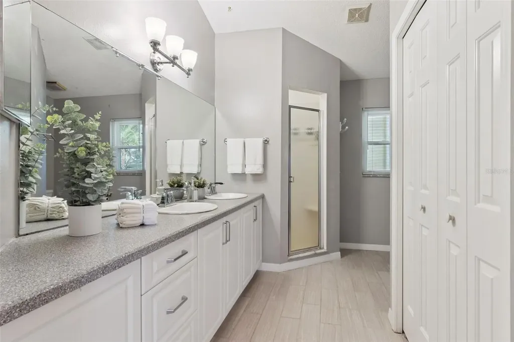 1002 Tequesta Trail Lake Wales FL 33898