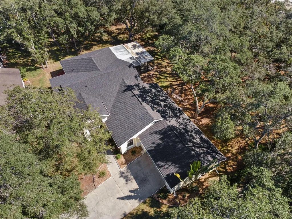 1002 Tequesta Trail Lake Wales FL 33898