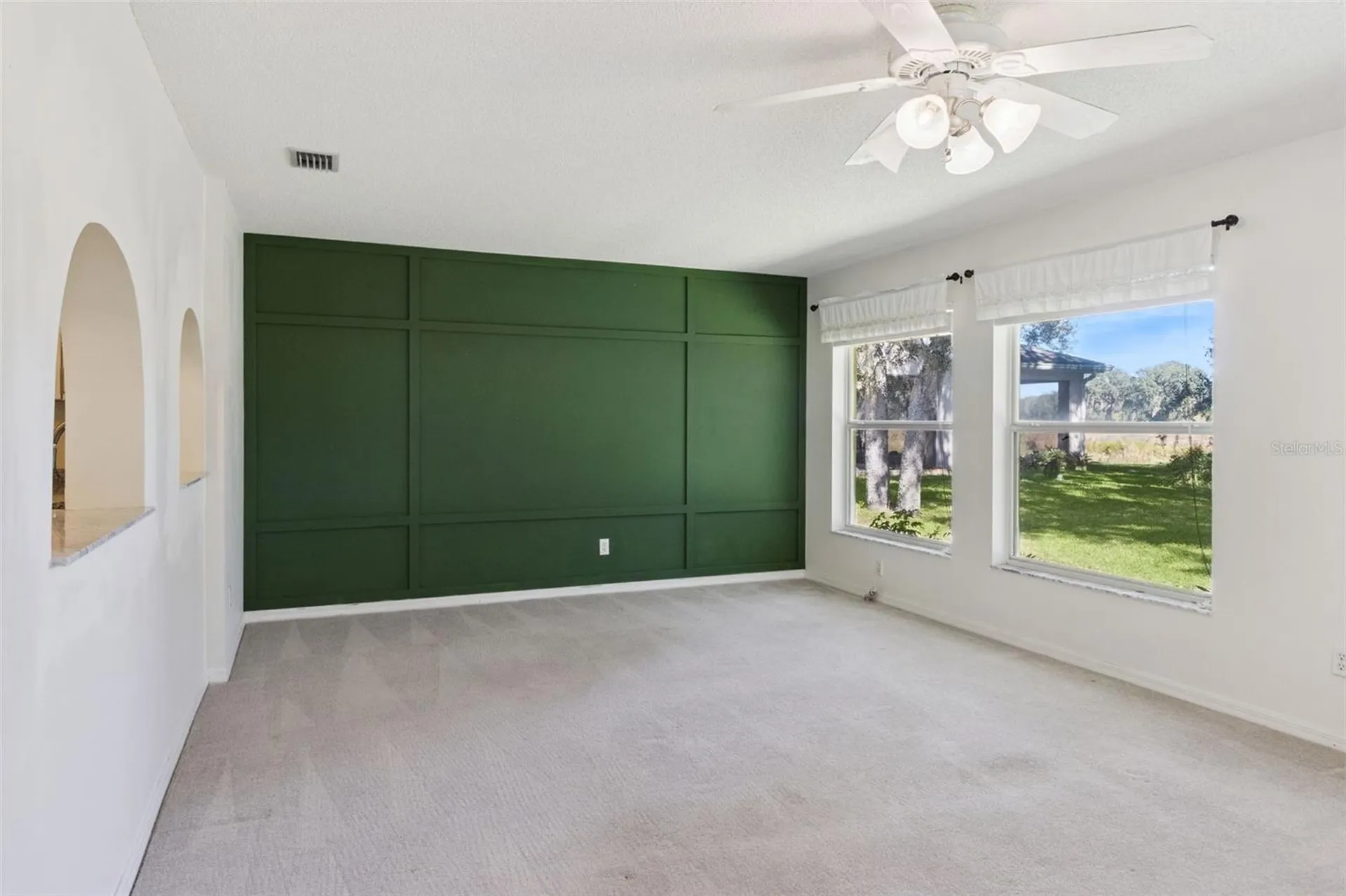 1002 Tequesta Trail Lake Wales FL 33898