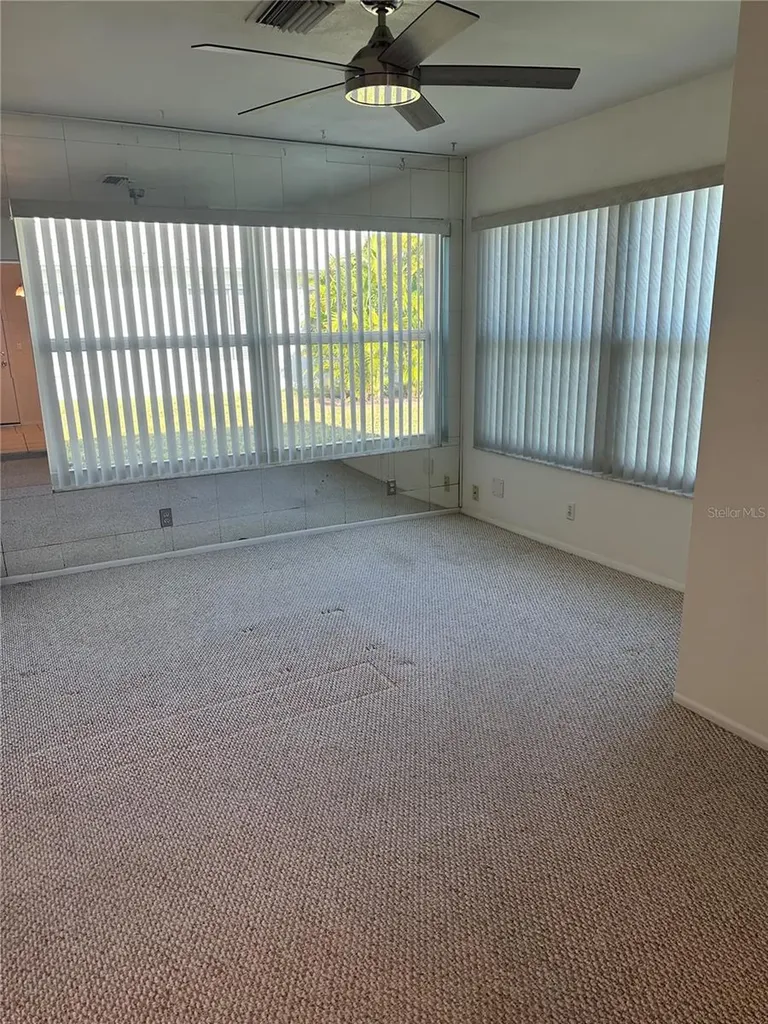 9128 39th Way N Pinellas Park FL 33782