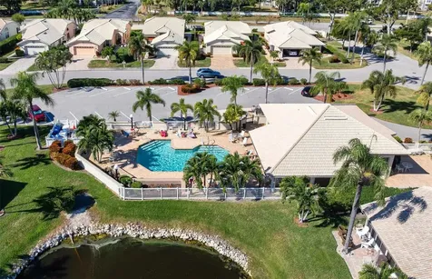 4310 Turnberry Court Bradenton FL 34210