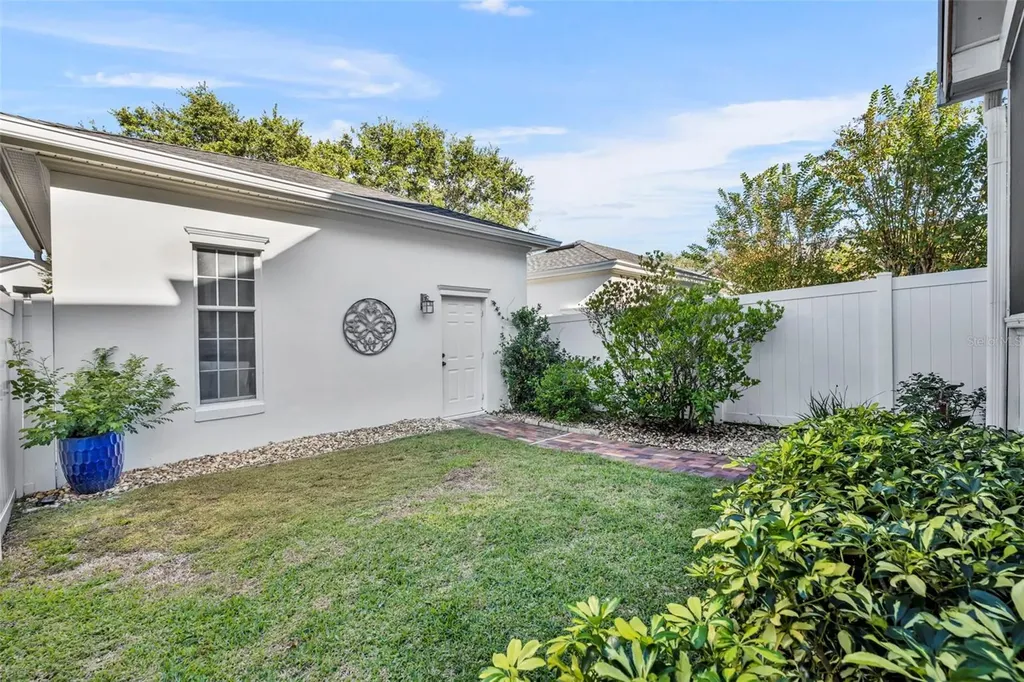 995 Juel Street Orlando FL 32814
