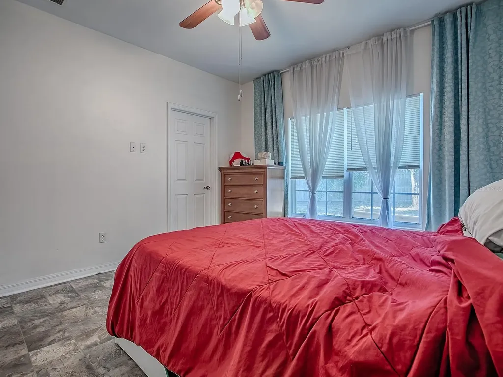 7840 NW 21st Way Gainesville FL 32609