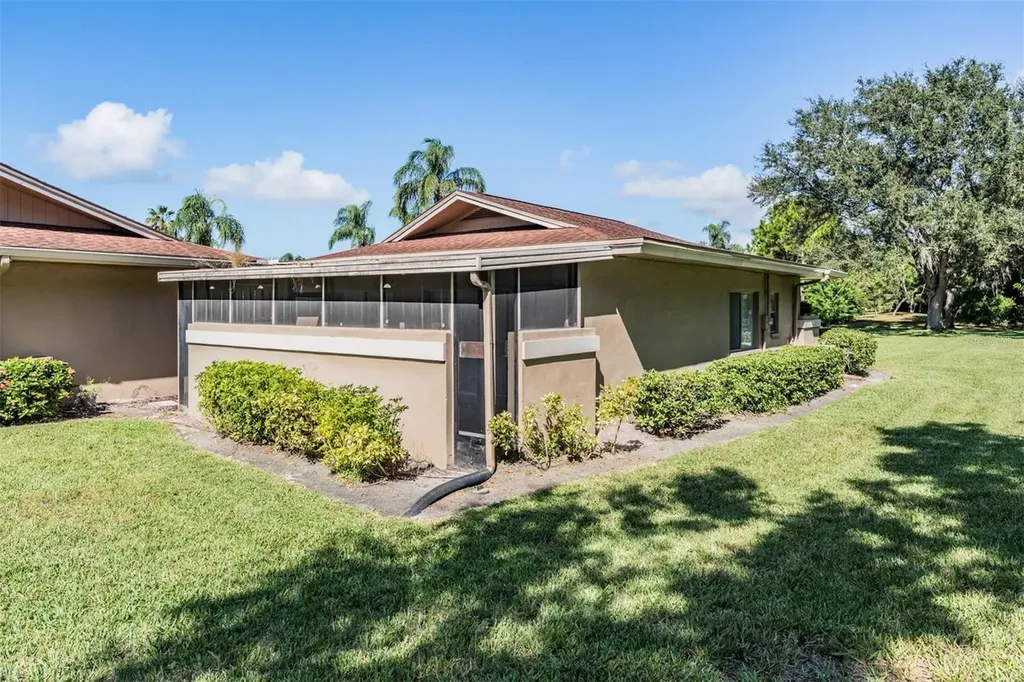 2292 Oak Neck Road Clearwater FL 33763
