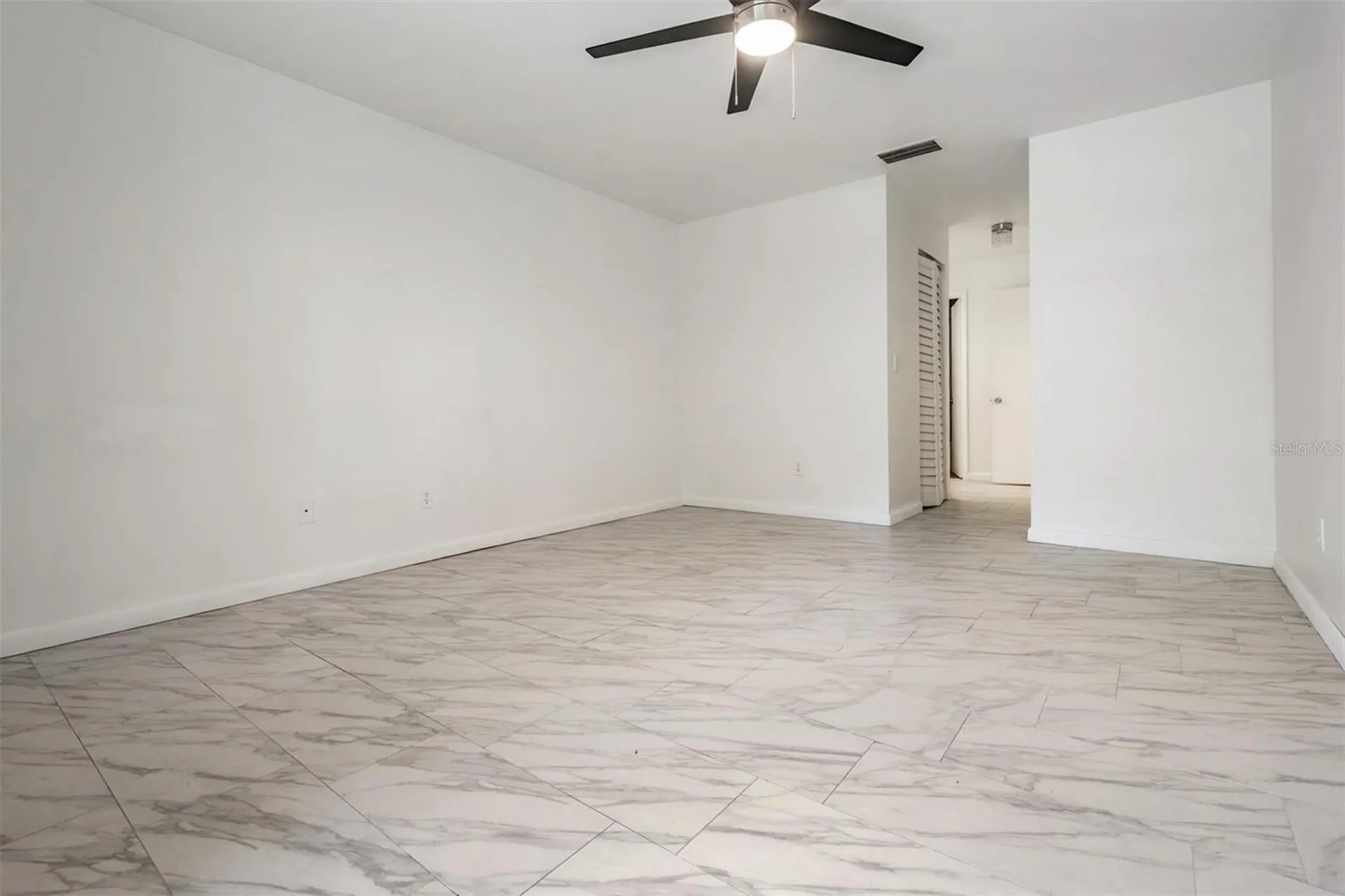2292 Oak Neck Road Clearwater FL 33763