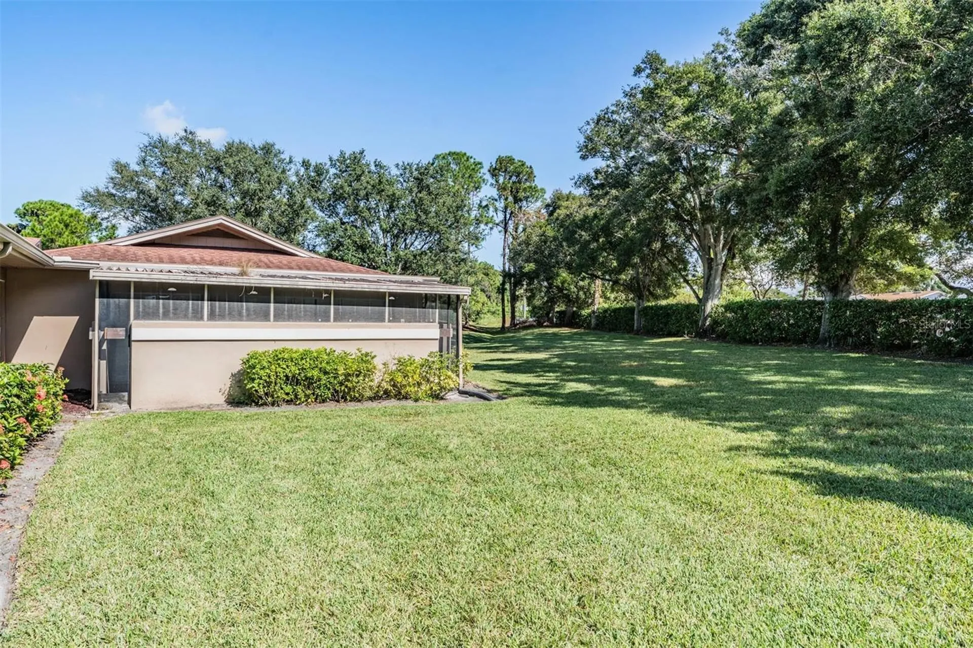 2292 Oak Neck Road Clearwater FL 33763