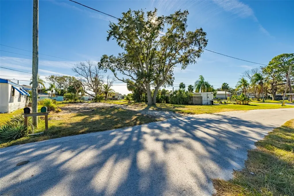 4836 Snug Harbor Road New Port Richey FL 34652
