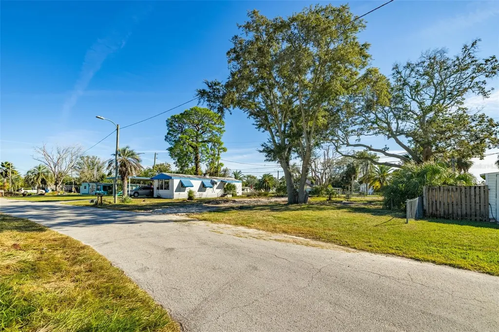 4836 Snug Harbor Road New Port Richey FL 34652
