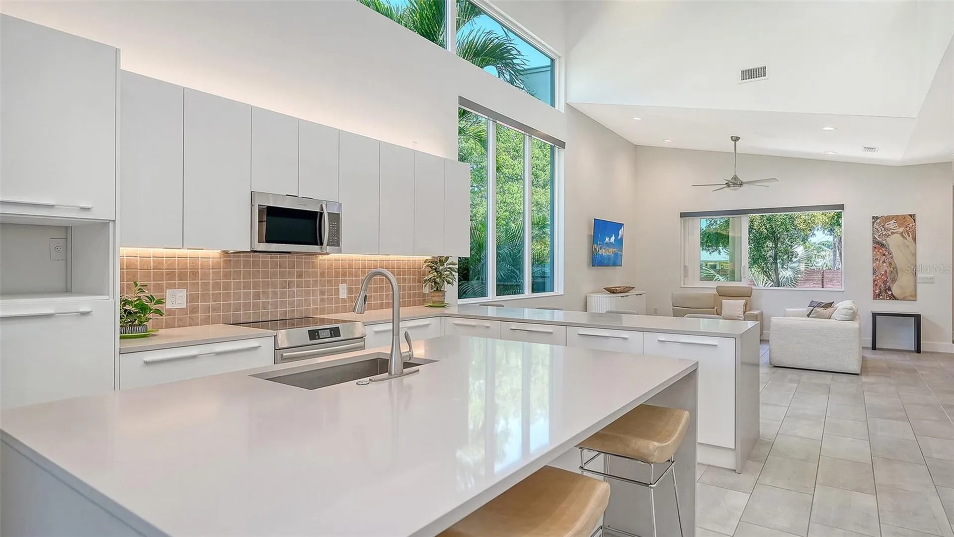 2254 Hawthorne Street Sarasota FL 34239
