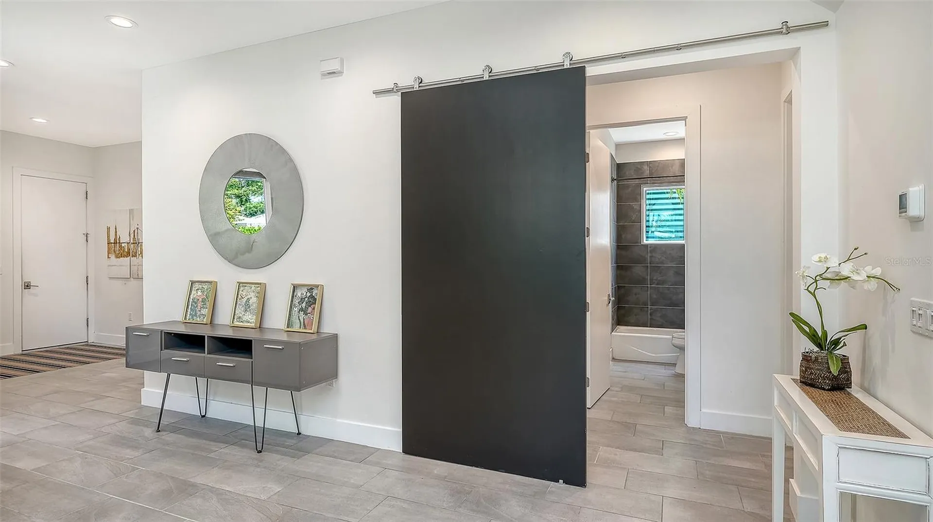2254 Hawthorne Street Sarasota FL 34239