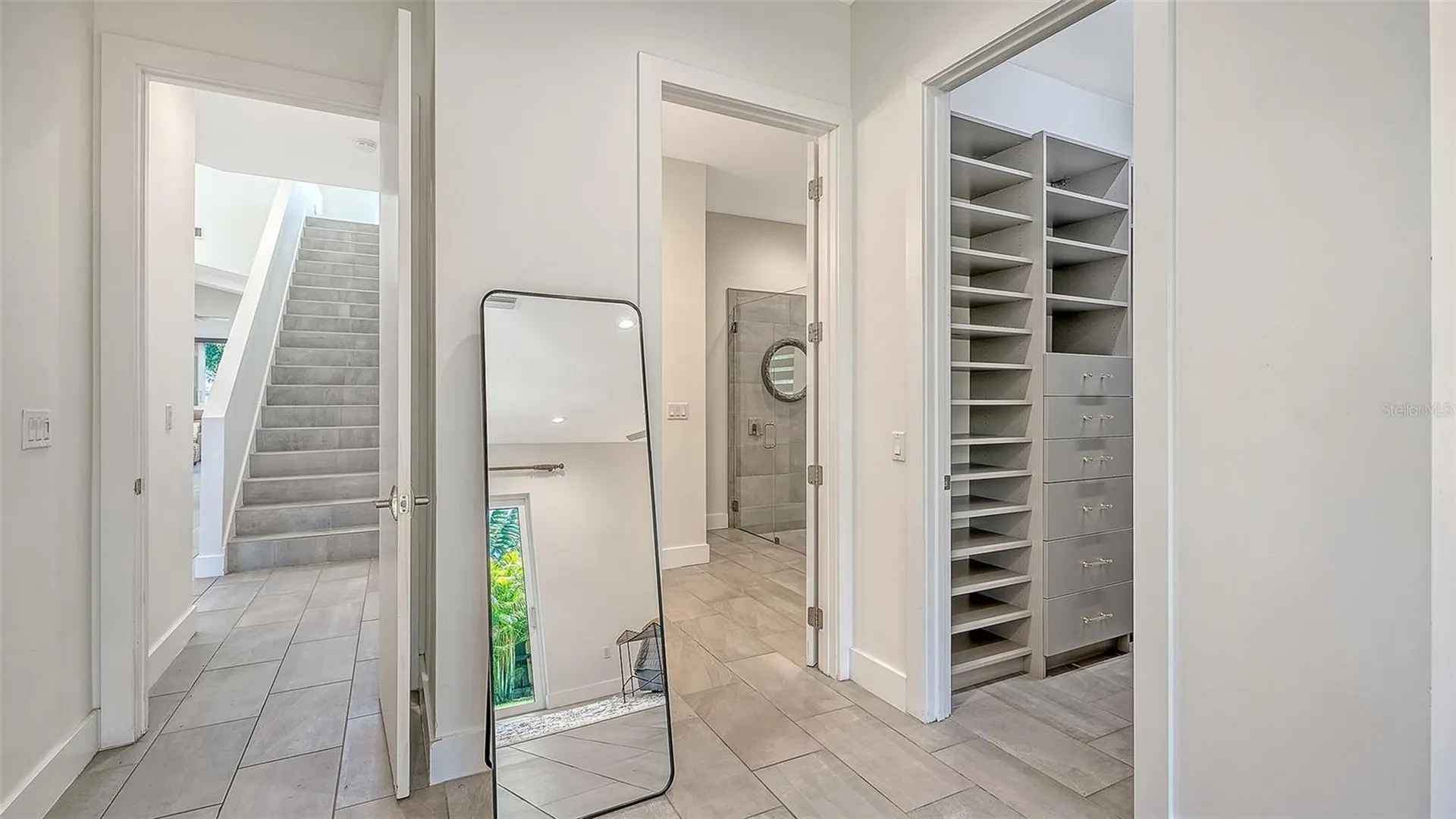 2254 Hawthorne Street Sarasota FL 34239