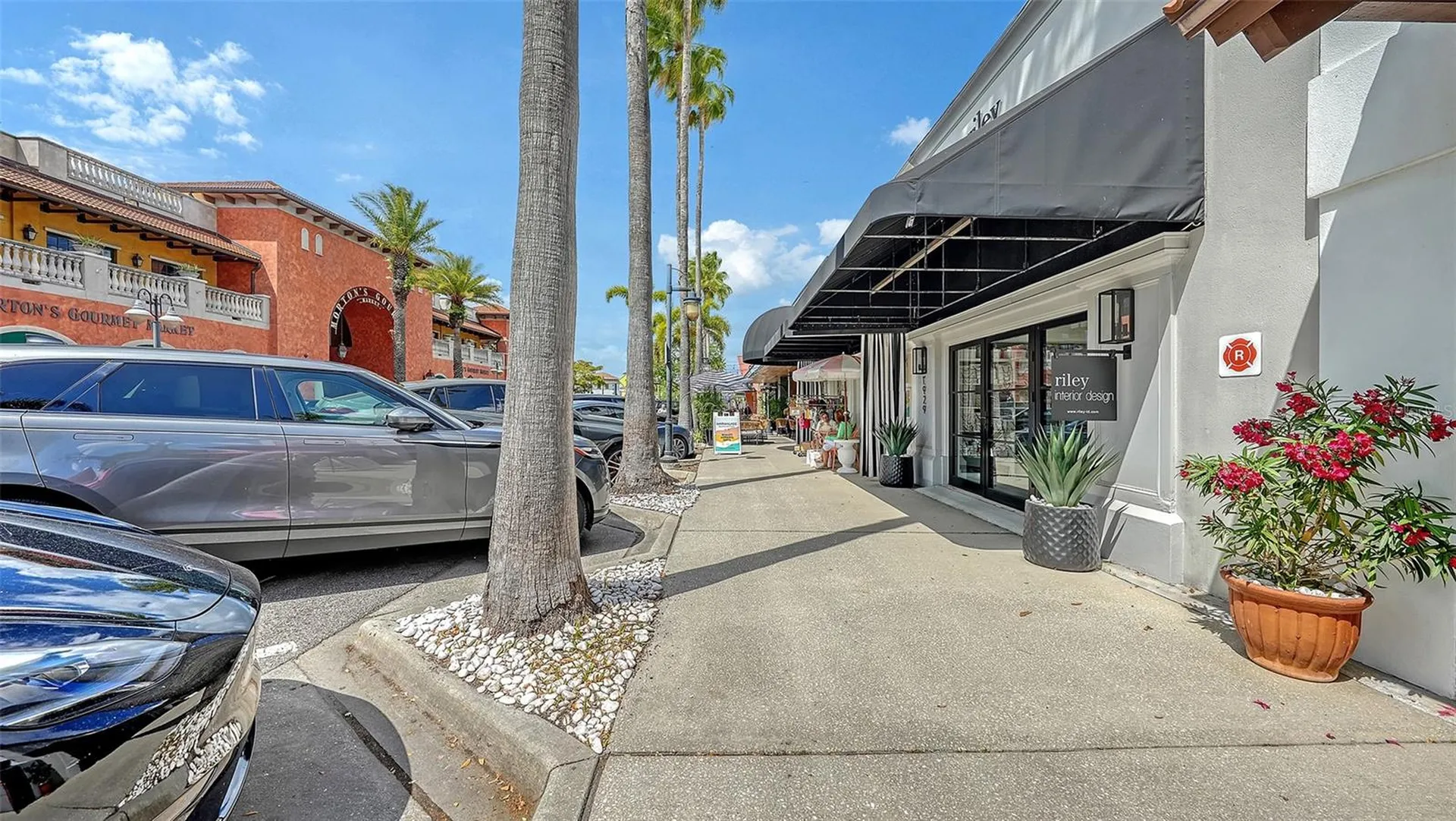 2254 Hawthorne Street Sarasota FL 34239