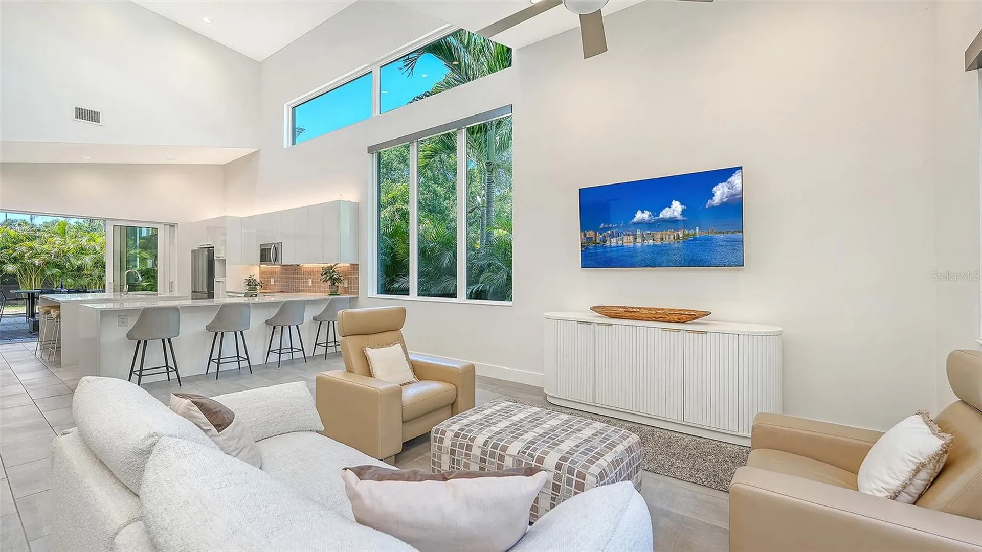 2254 Hawthorne Street Sarasota FL 34239
