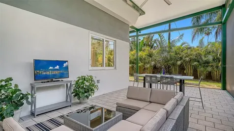 2254 Hawthorne Street Sarasota FL 34239