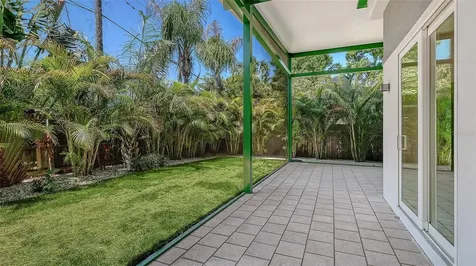 2254 Hawthorne Street Sarasota FL 34239