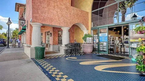 2254 Hawthorne Street Sarasota FL 34239