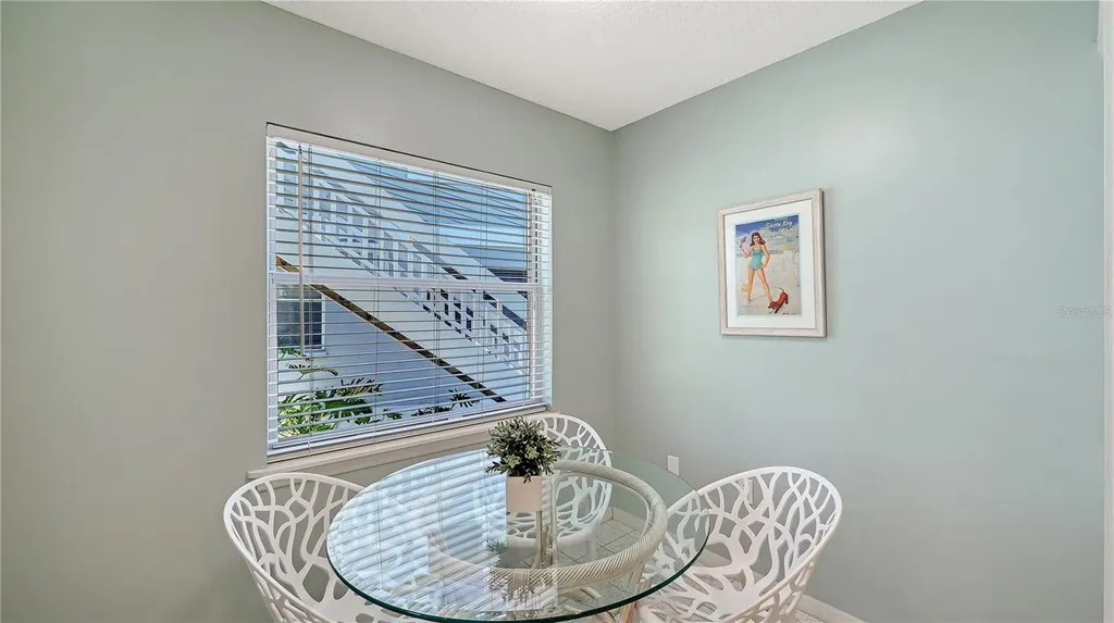 1328 Siesta Bayside Drive Sarasota FL 34242