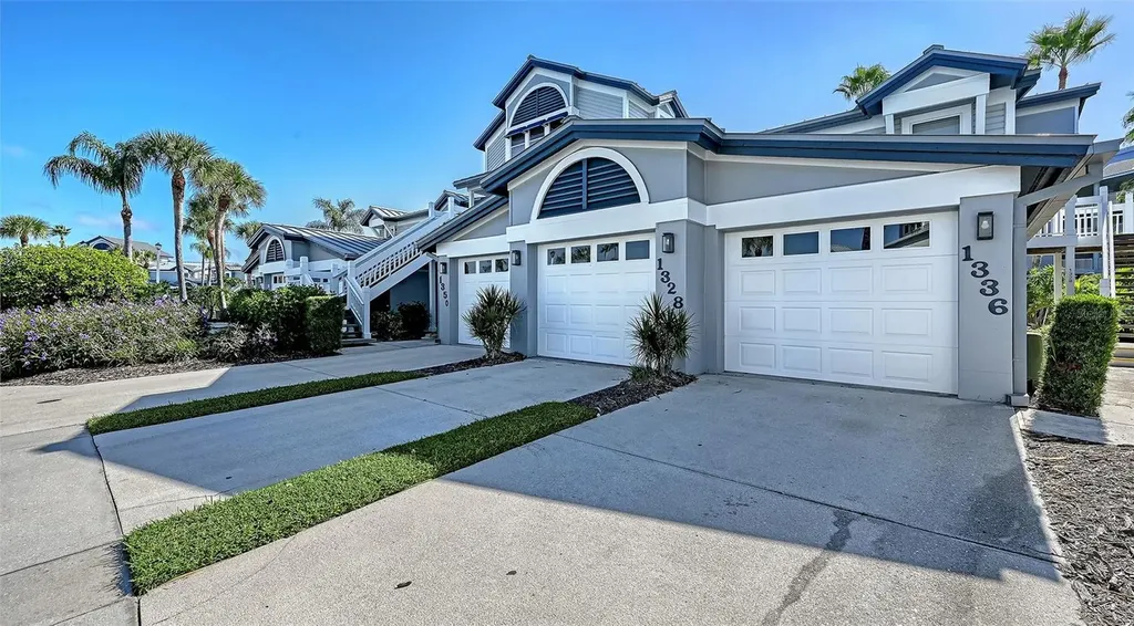 1328 Siesta Bayside Drive Sarasota FL 34242