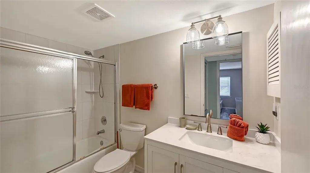 1328 Siesta Bayside Drive Sarasota FL 34242