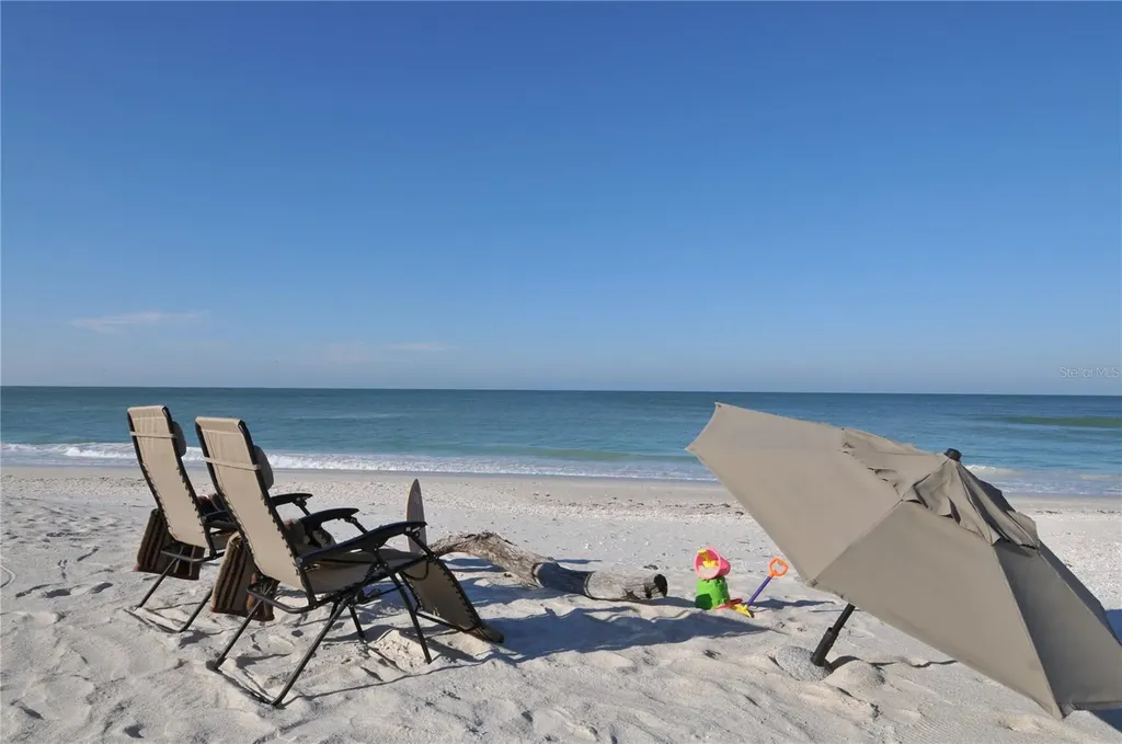 1328 Siesta Bayside Drive Sarasota FL 34242