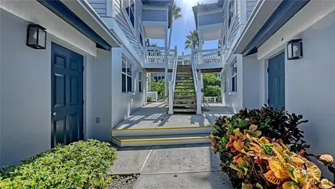 1328 Siesta Bayside Drive Sarasota FL 34242