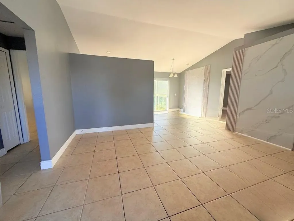 635 Parakeet Court Poinciana FL 34759