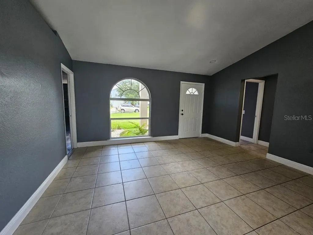 635 Parakeet Court Poinciana FL 34759