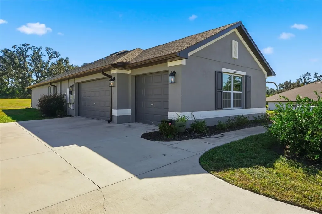 41043 Stanton Hall Dade City FL 33525