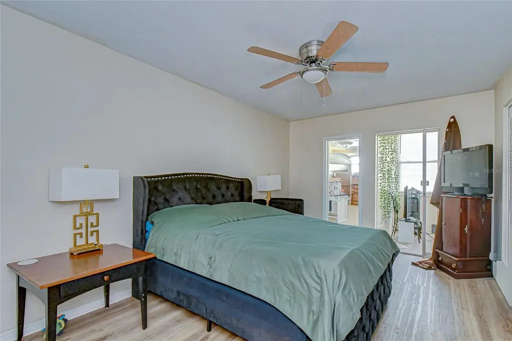 5155 9th Avenue N St Petersburg FL 33710